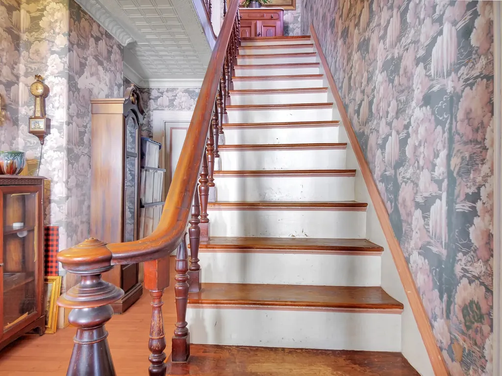 8 Morrill Street Winthrop ME 04364