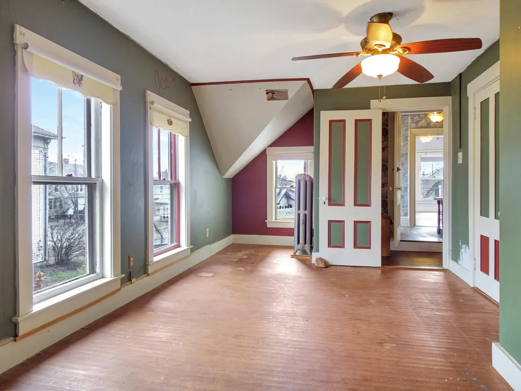 8 Morrill Street Winthrop ME 04364