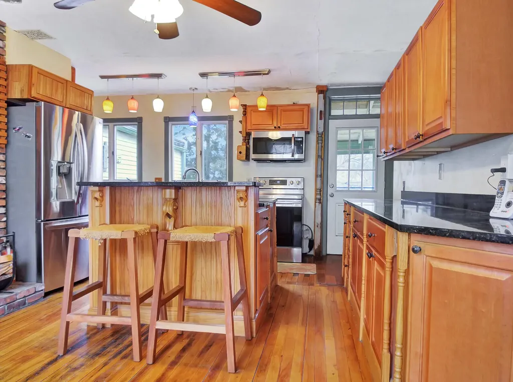 8 Morrill Street Winthrop ME 04364