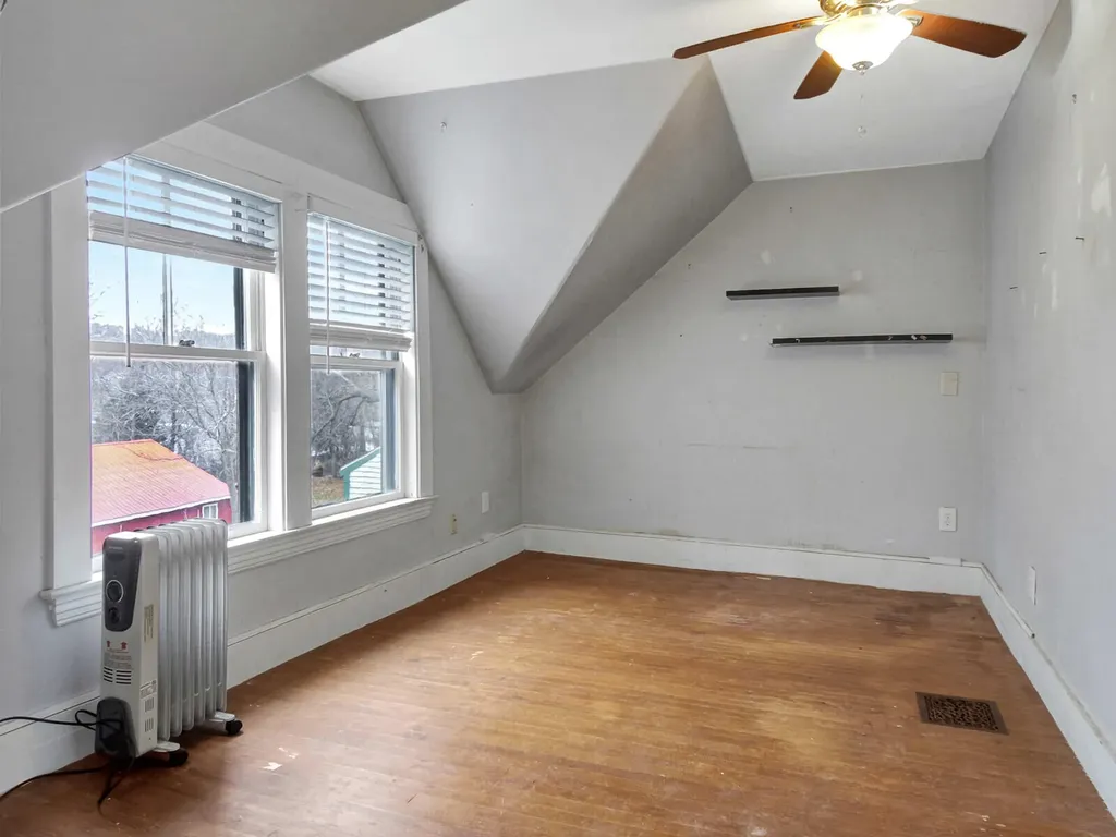 8 Morrill Street Winthrop ME 04364