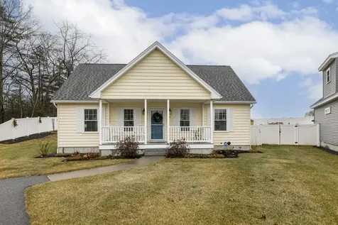 33 Lacosta Road Old Orchard Beach ME 04064