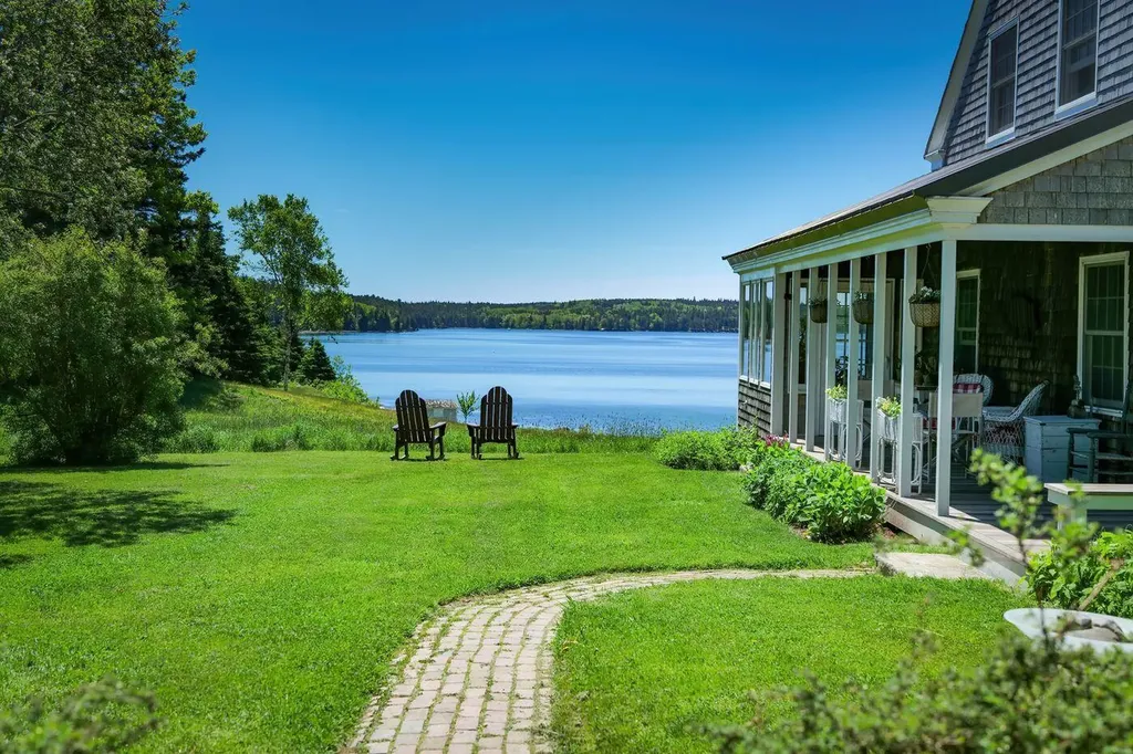 72 Bartlett's Landing Road Mount Desert ME 04660