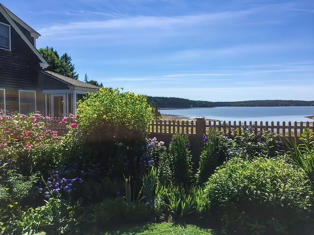 72 Bartlett's Landing Road Mount Desert ME 04660