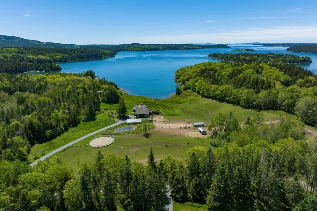 72 Bartlett's Landing Road Mount Desert ME 04660