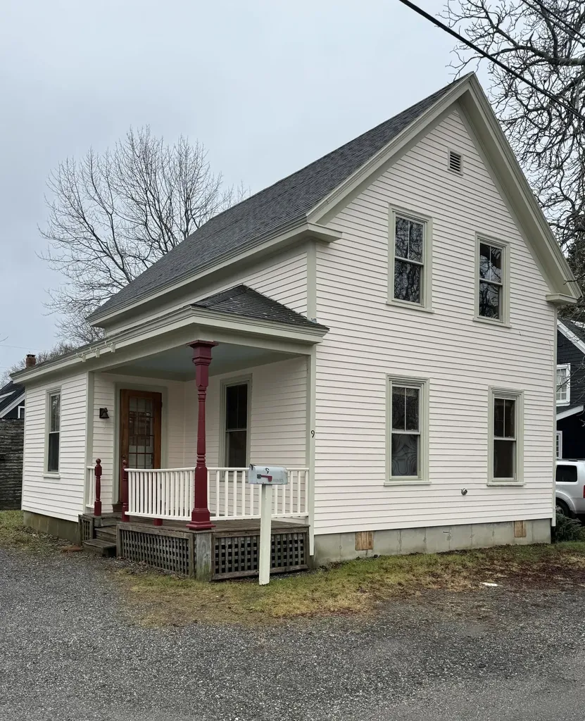 9 Otis Street Rockland ME 04841