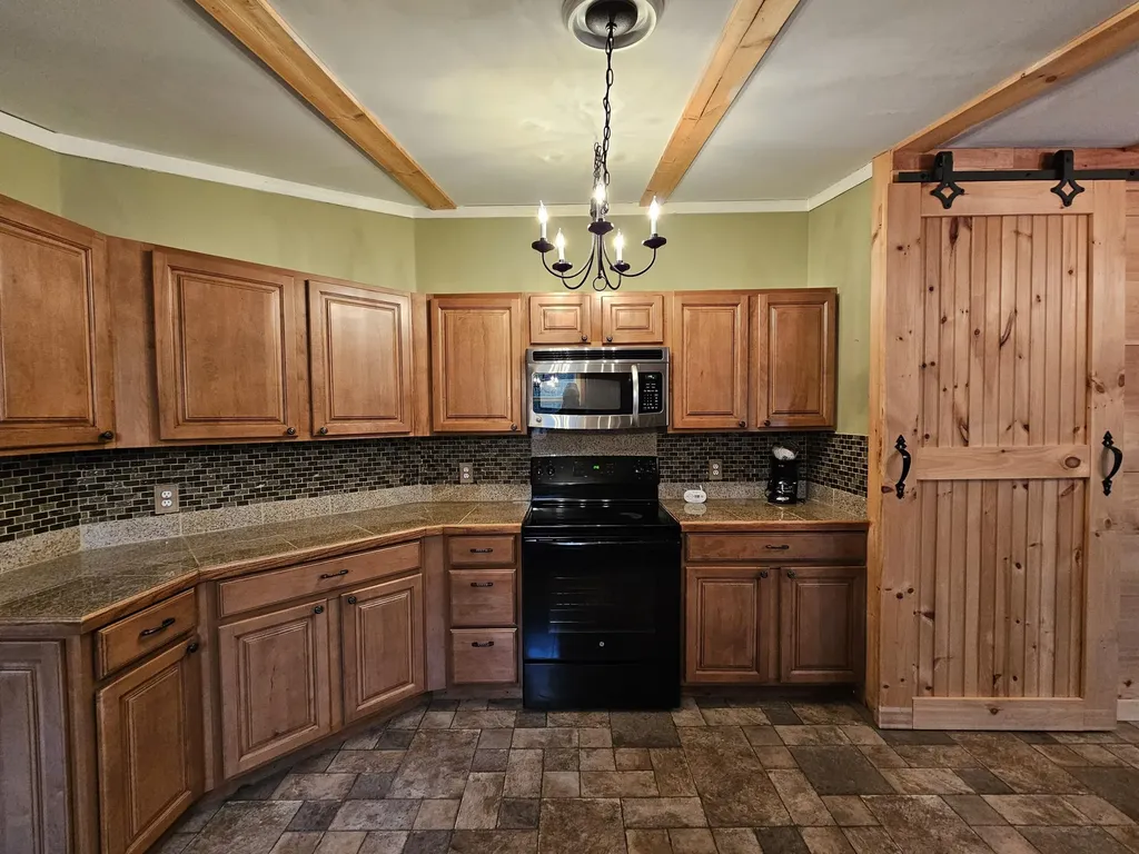 1383 Moosehead Trail Plymouth ME 04969