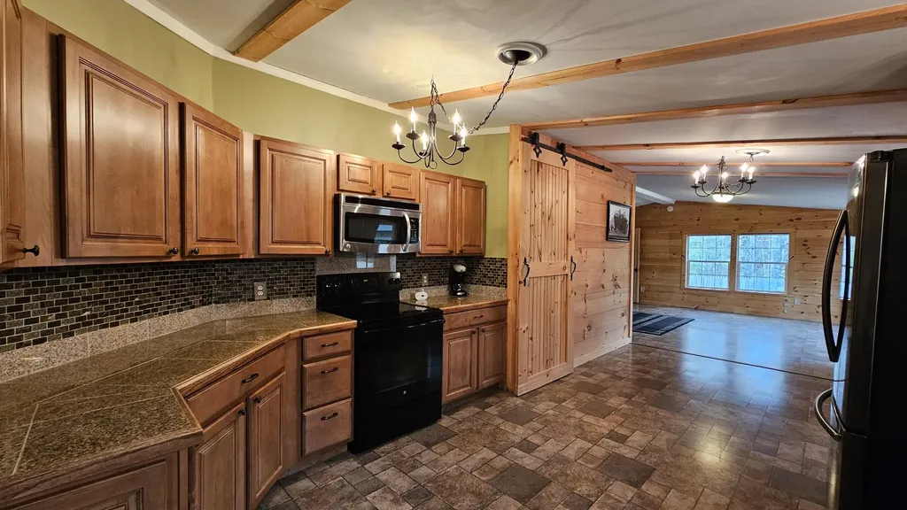 1383 Moosehead Trail Plymouth ME 04969