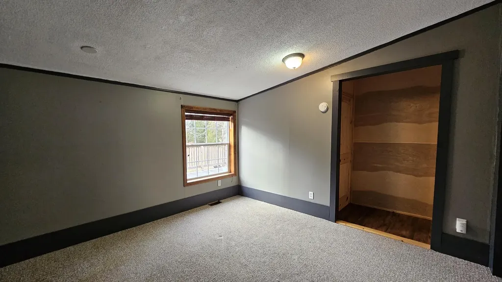 1383 Moosehead Trail Plymouth ME 04969