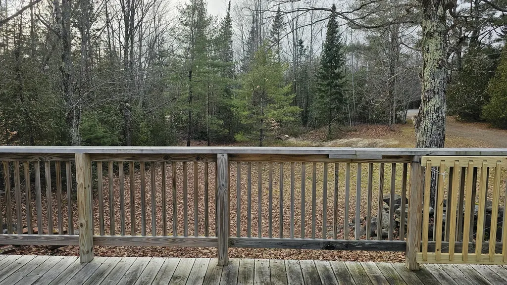 1383 Moosehead Trail Plymouth ME 04969