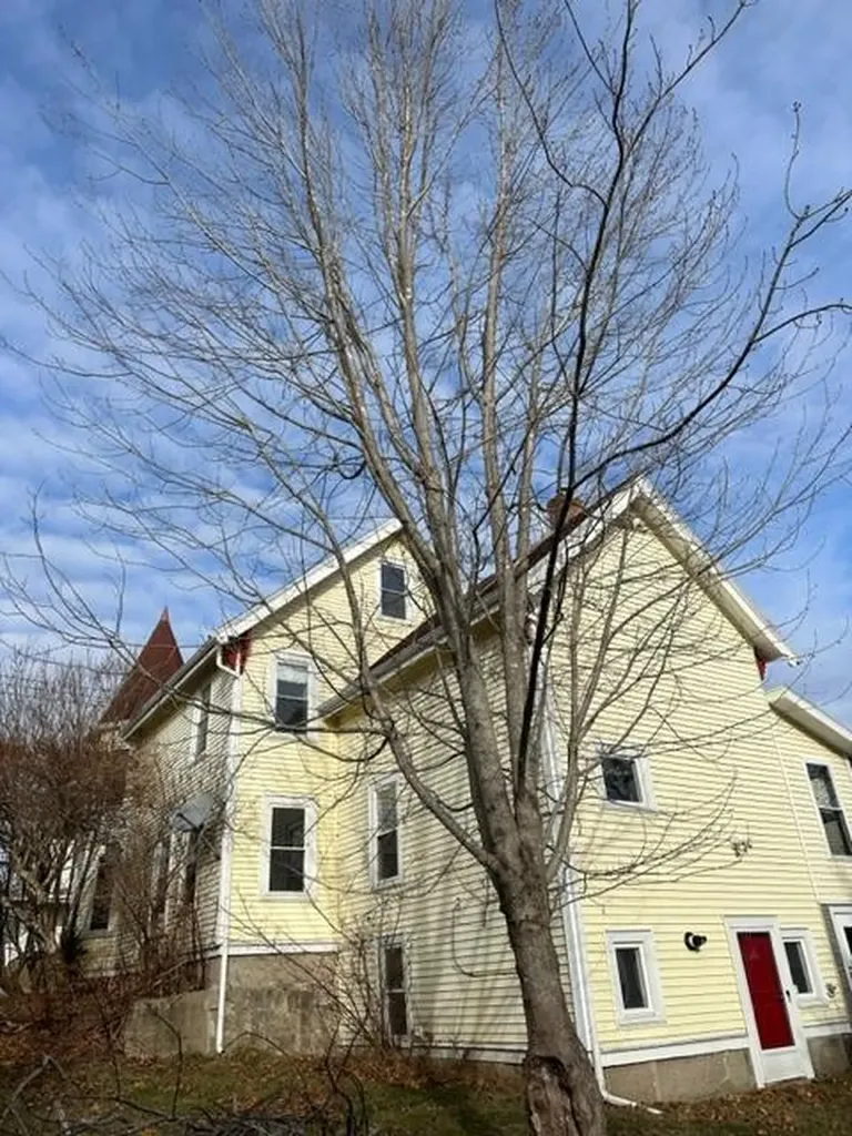 122 Court Street Machias ME 04654