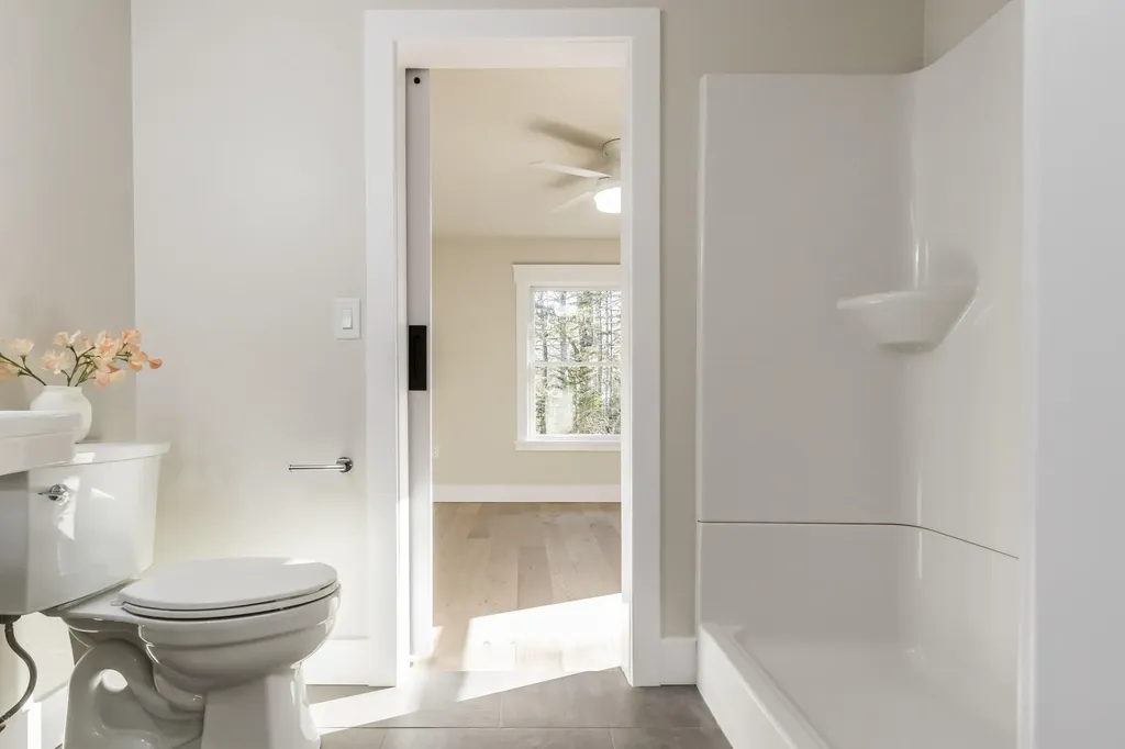 86 Middle Bay Road Brunswick ME 04011