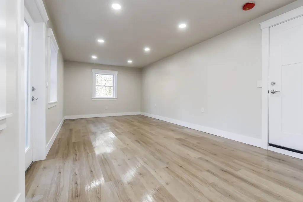86 Middle Bay Road Brunswick ME 04011