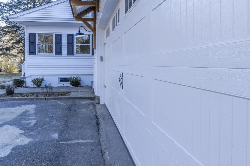 86 Middle Bay Road Brunswick ME 04011