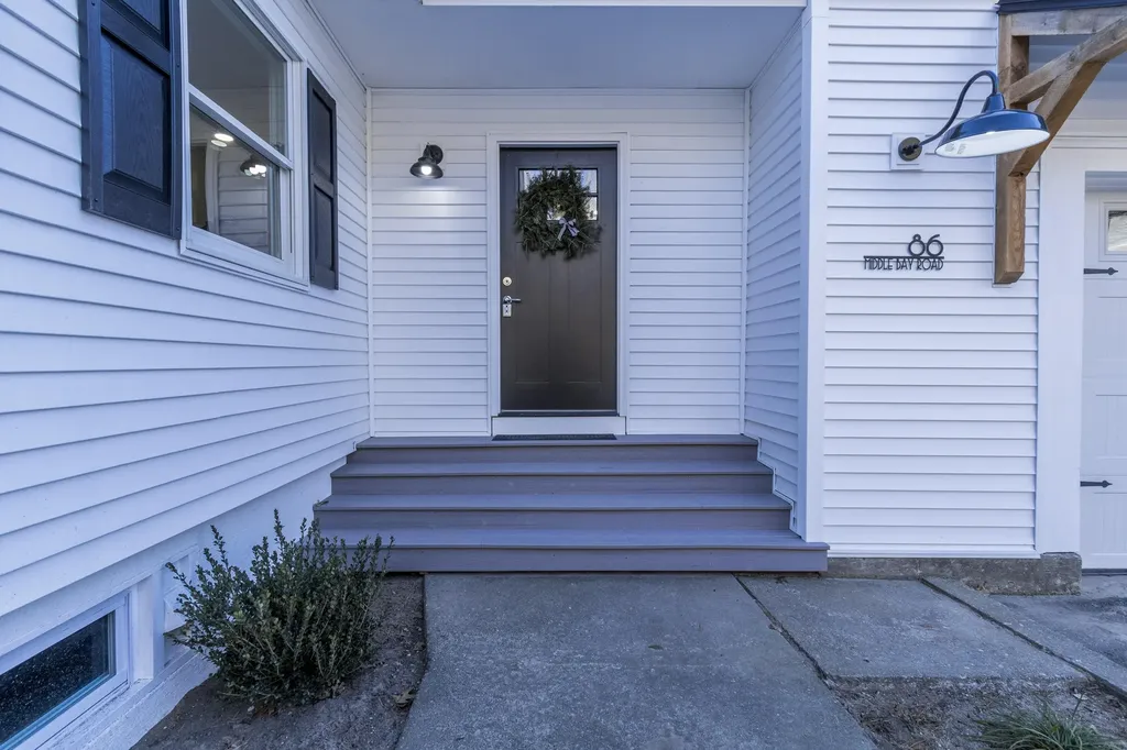 86 Middle Bay Road Brunswick ME 04011