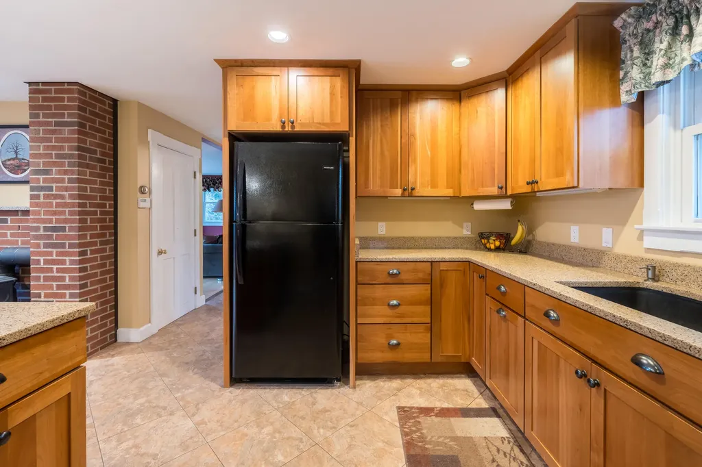 189 Peaco Hill Road Otisfield ME 04270