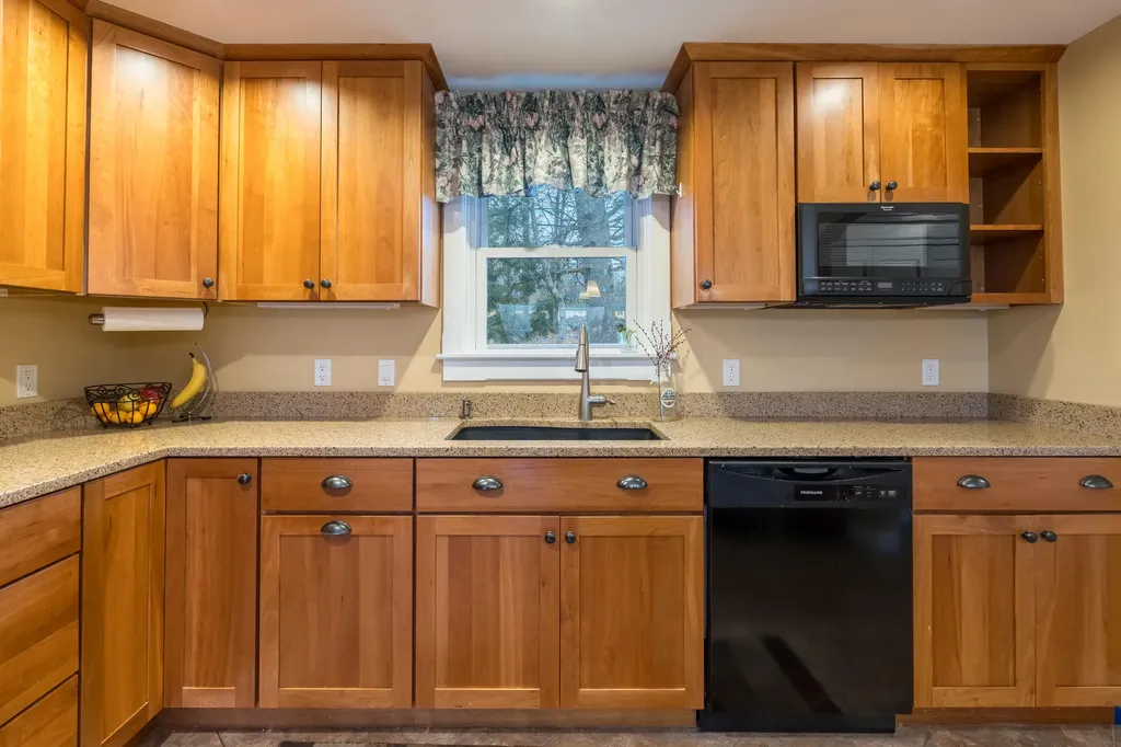189 Peaco Hill Road Otisfield ME 04270