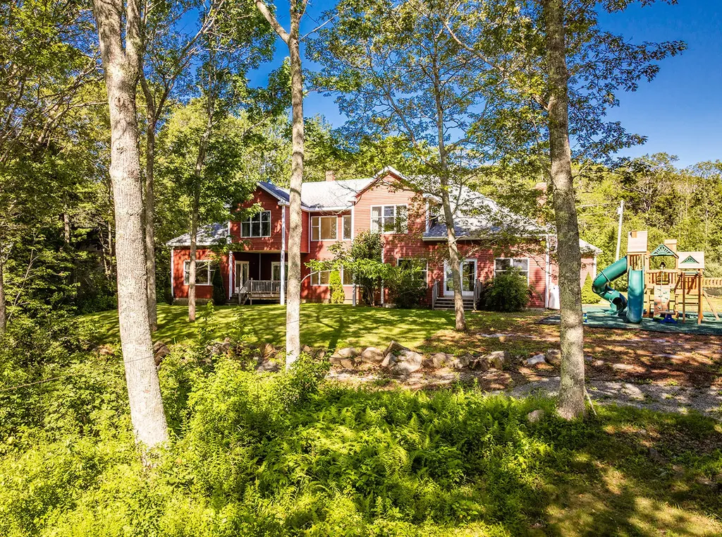 794 Pleasant Point Road Cushing ME 04563