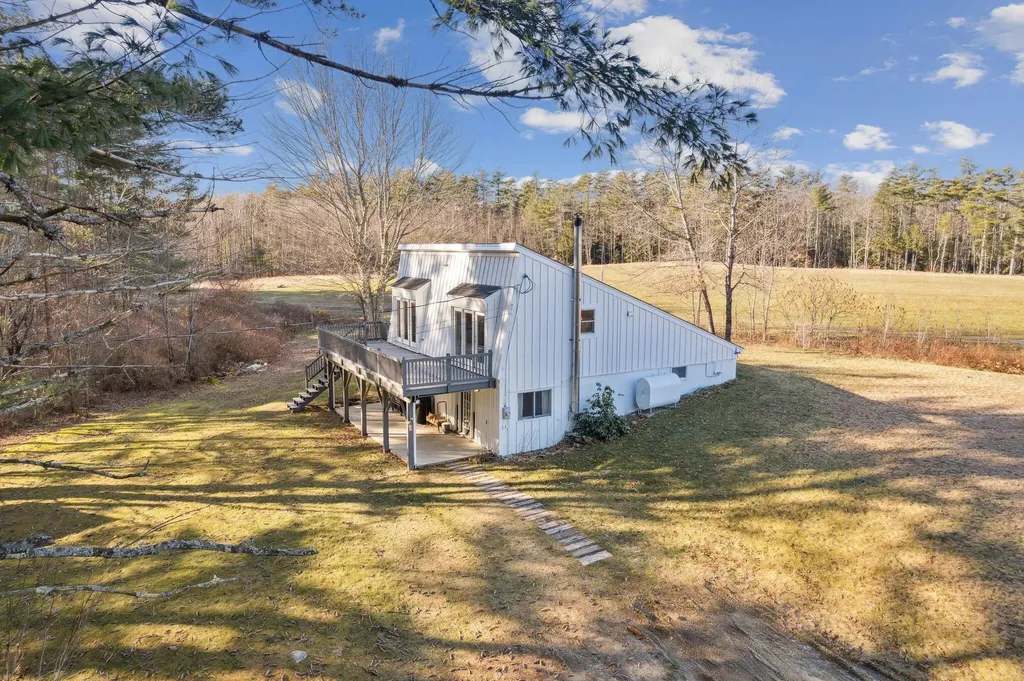 92 Spiller Road Gorham ME 04038