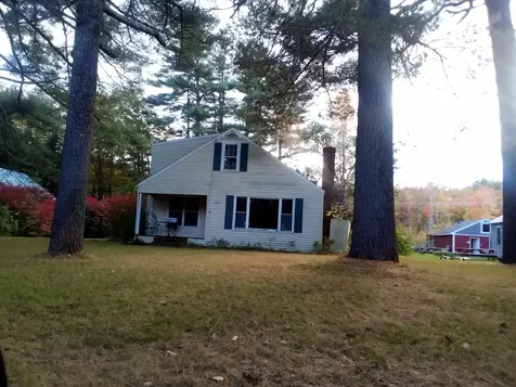 190 Meadow Road Raymond ME 04071