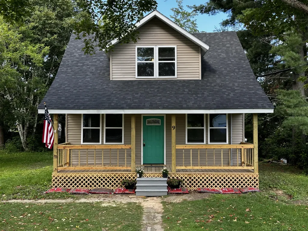 9 Delmont Street Presque Isle ME 04769