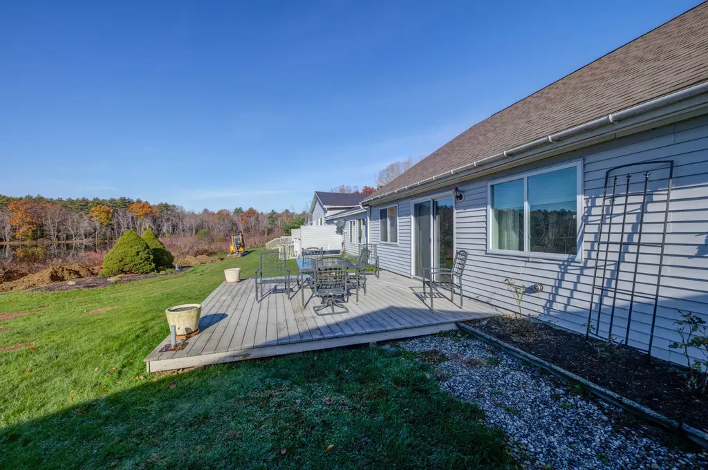 102 Manning Drive West Gardiner ME 04345