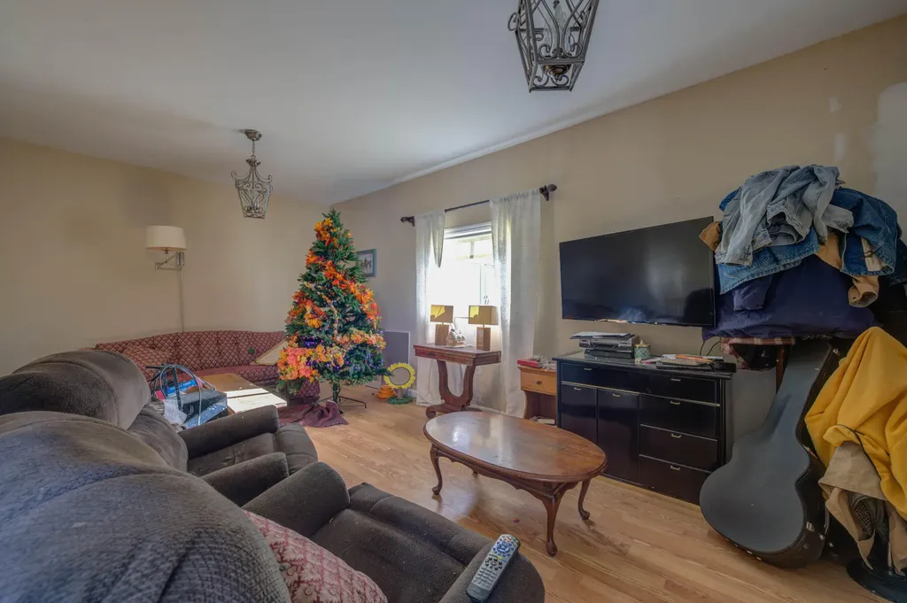 102 Manning Drive West Gardiner ME 04345