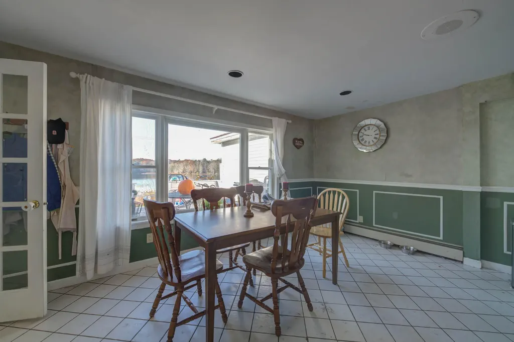 102 Manning Drive West Gardiner ME 04345