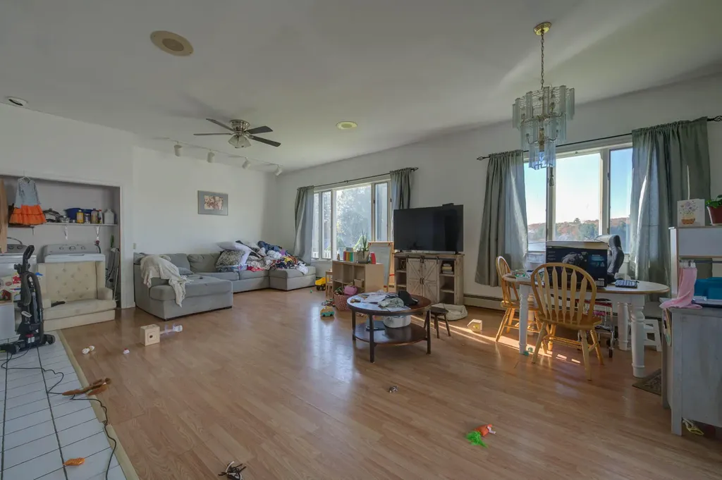102 Manning Drive West Gardiner ME 04345