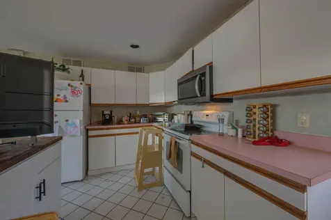 102 Manning Drive West Gardiner ME 04345