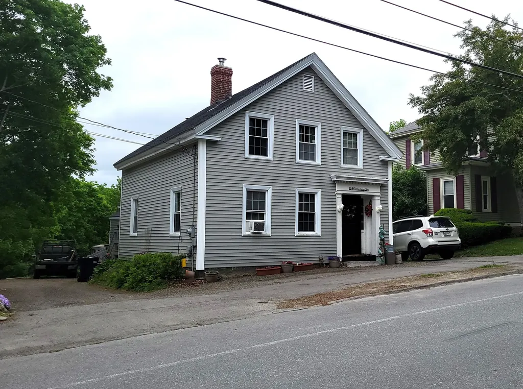 124 Kenduskeag Avenue Bangor ME 04401