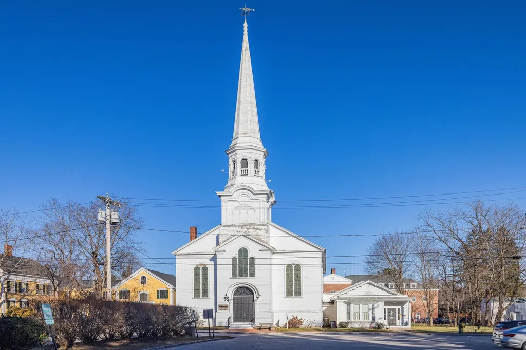 6 Dane Street Kennebunk ME 04043