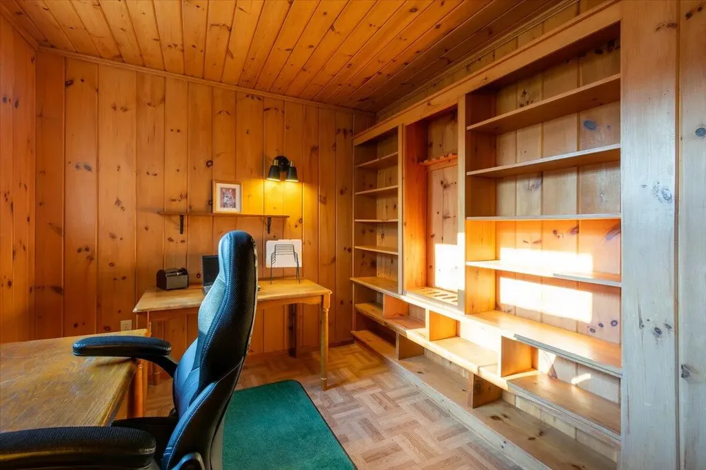 415 Molyneaux Road Camden ME 04843