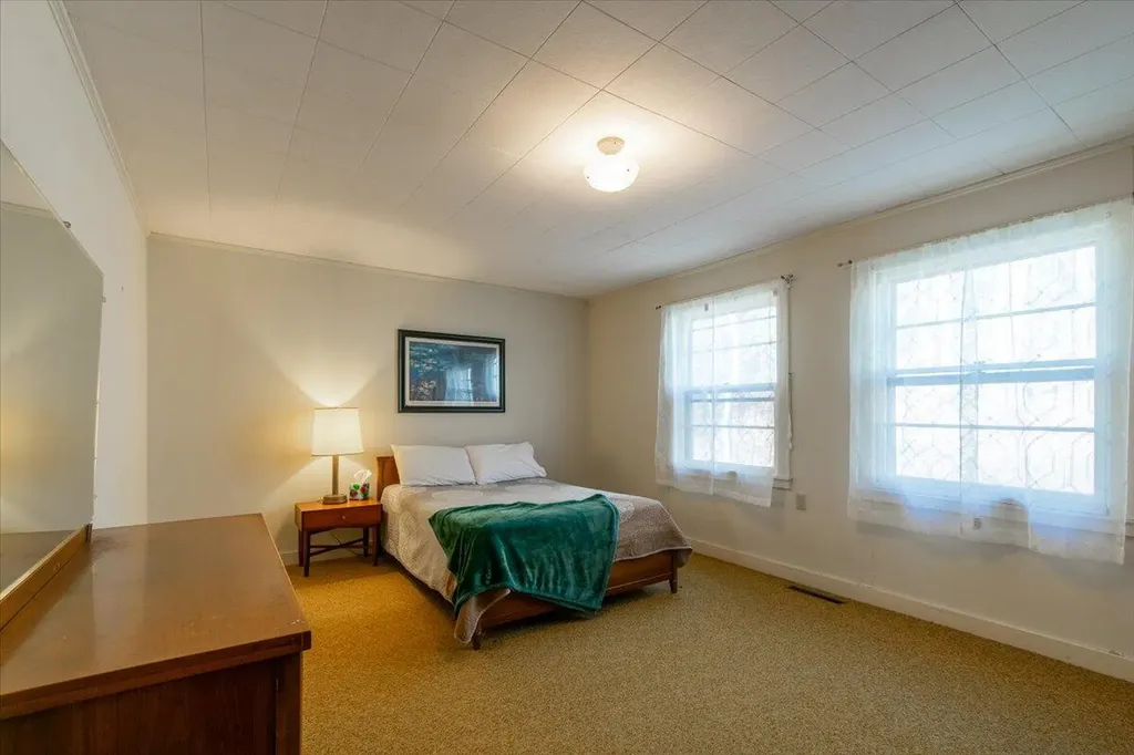 415 Molyneaux Road Camden ME 04843