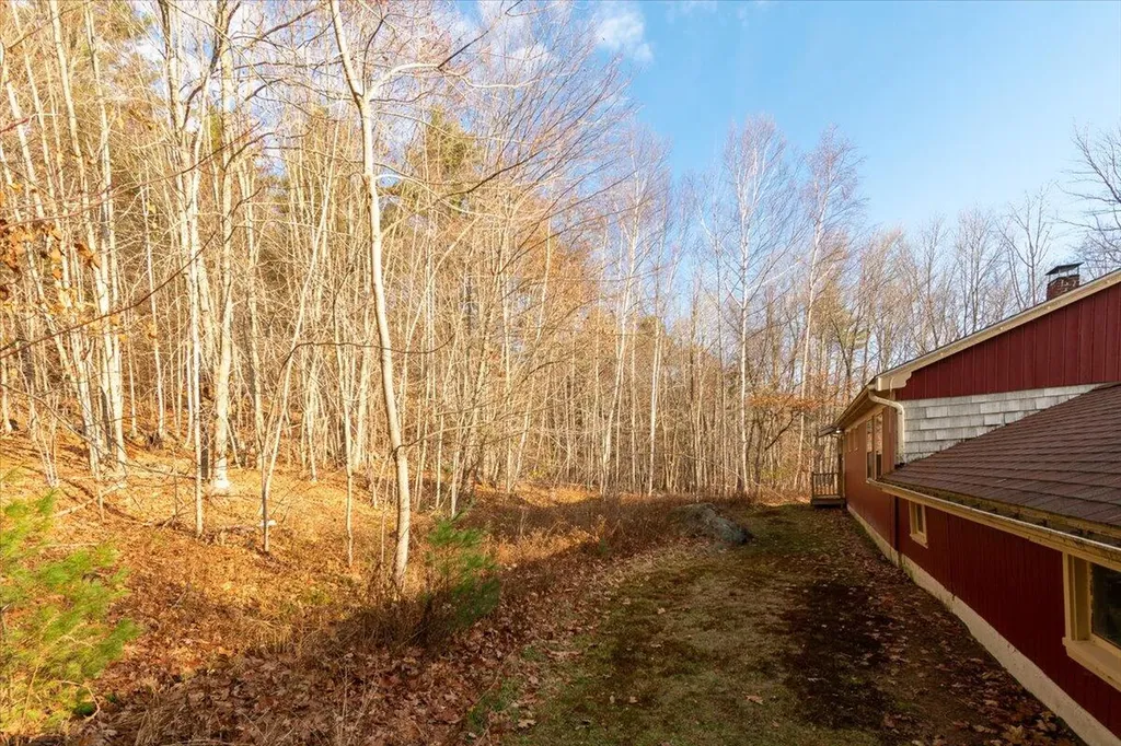 415 Molyneaux Road Camden ME 04843