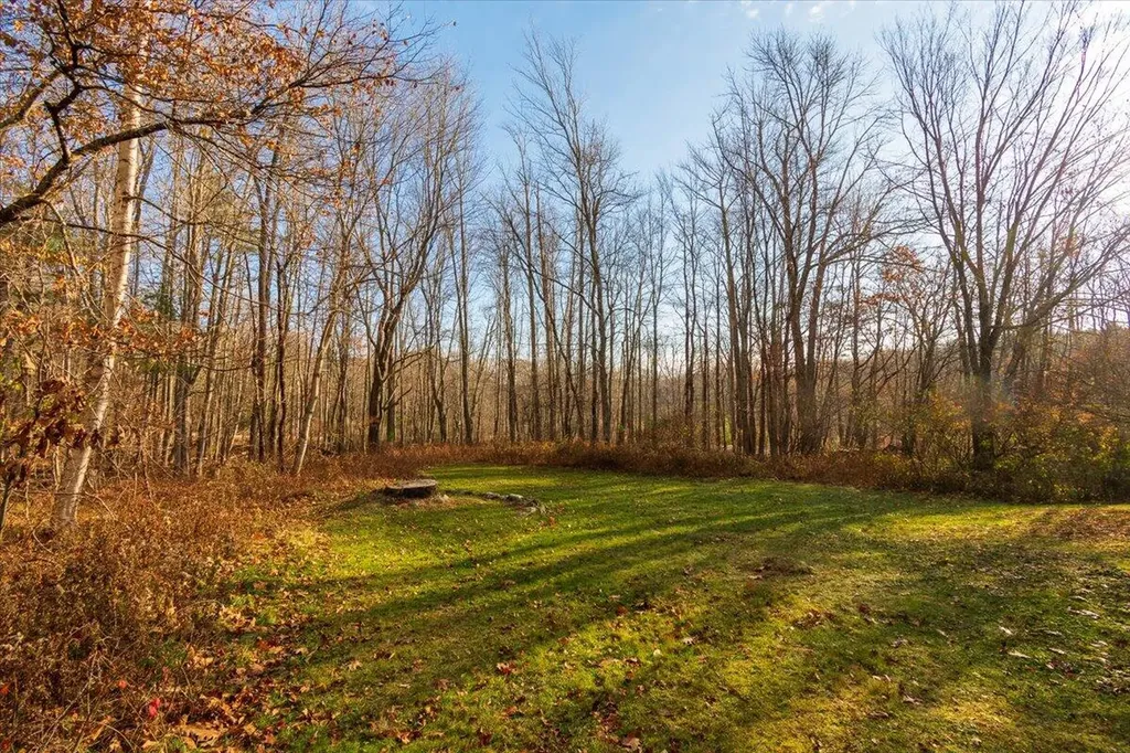 415 Molyneaux Road Camden ME 04843