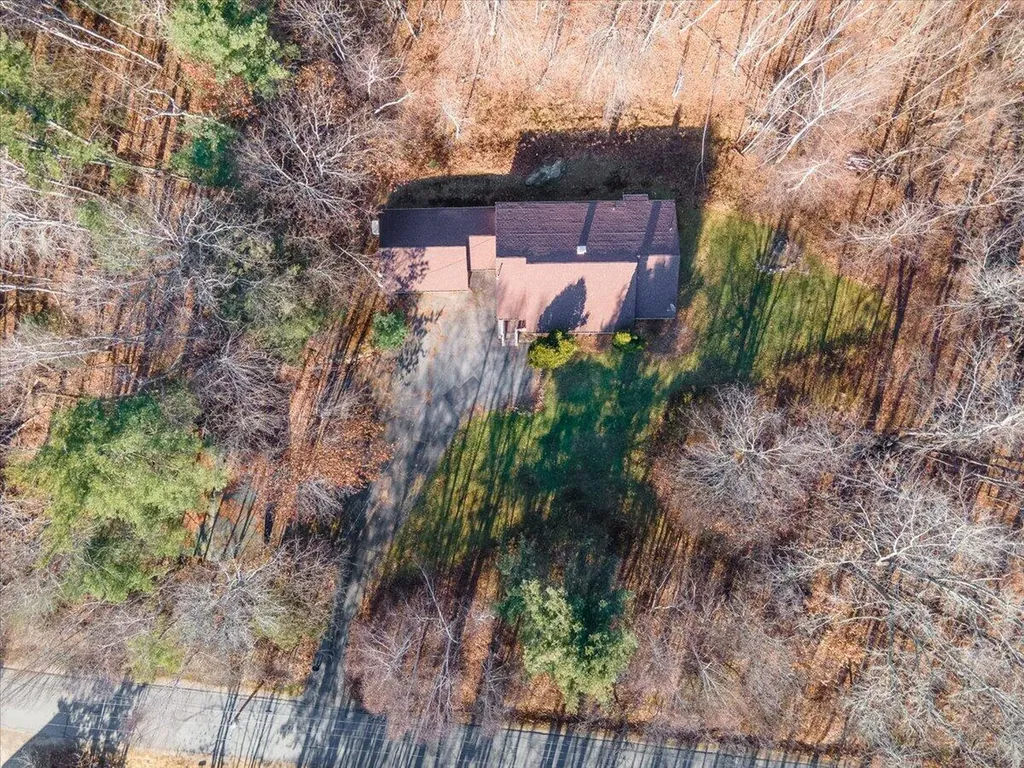 415 Molyneaux Road Camden ME 04843