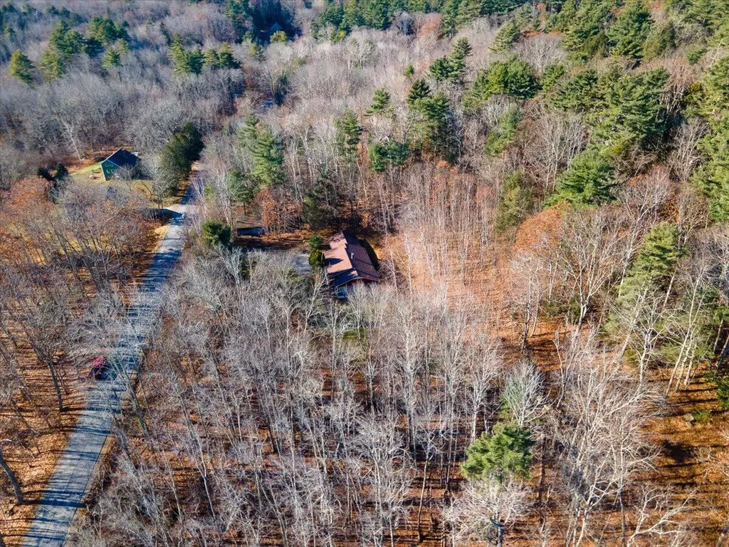 415 Molyneaux Road Camden ME 04843
