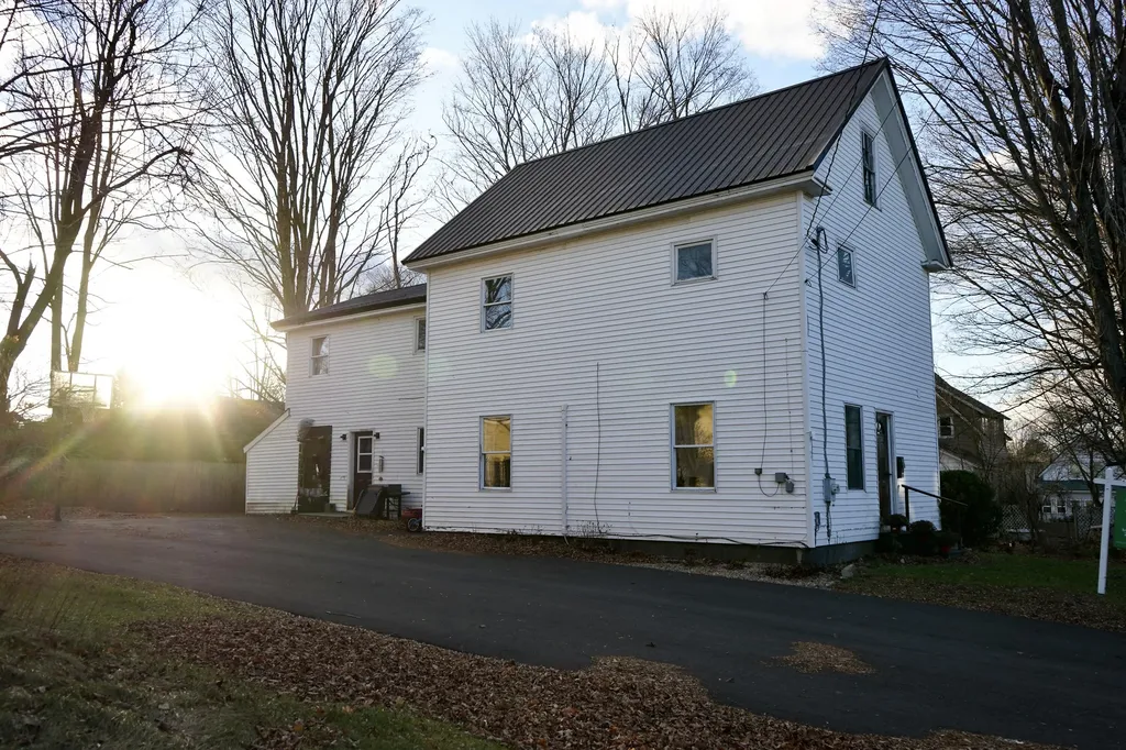 144 Manson Street Pittsfield ME 04967