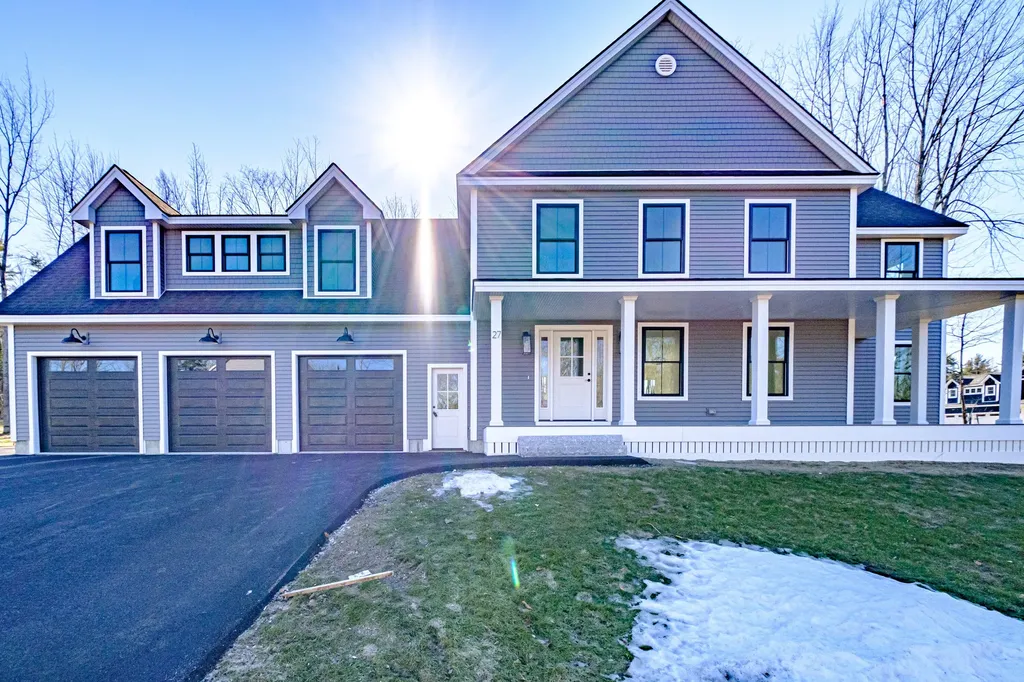 27 Dylan Drive Scarborough ME 04074
