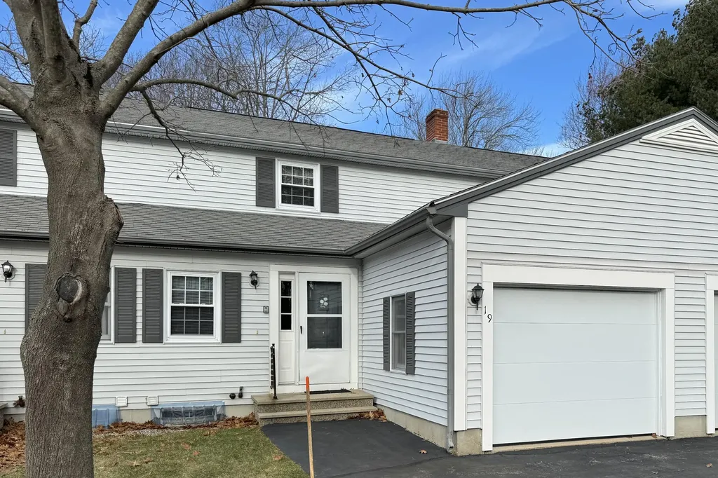 111 Bradley Street Saco ME 04072