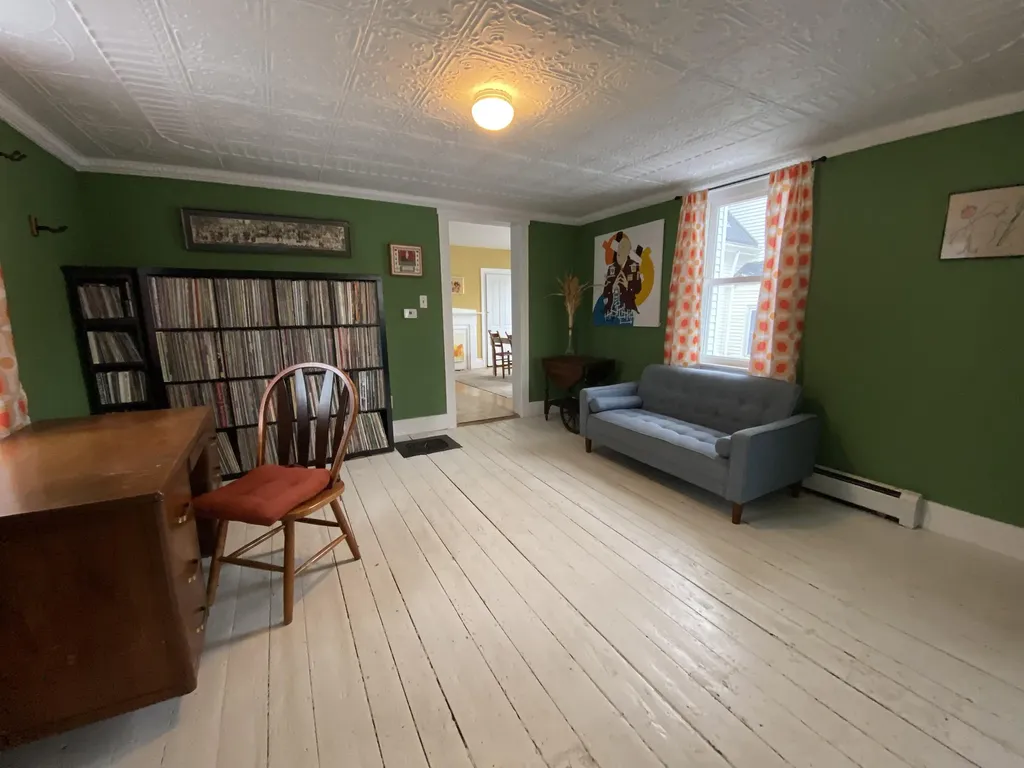 8 Key Street Eastport ME 04631