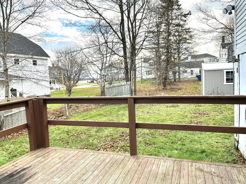 8 Key Street Eastport ME 04631