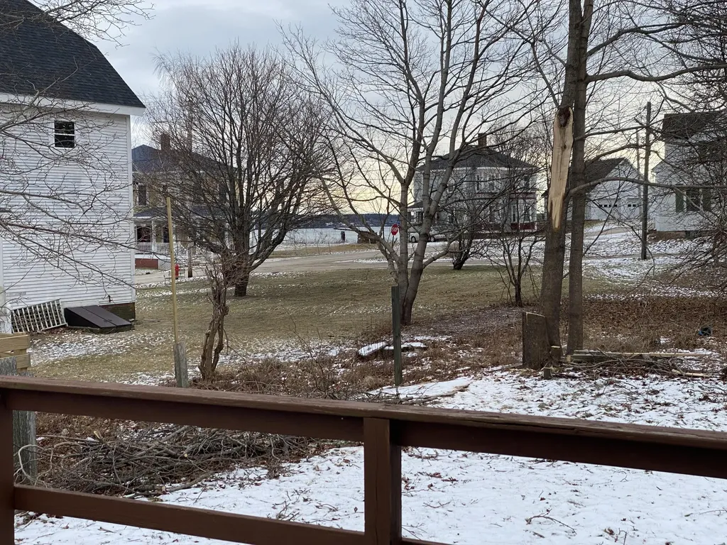 8 Key Street Eastport ME 04631