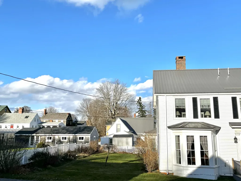8 Key Street Eastport ME 04631