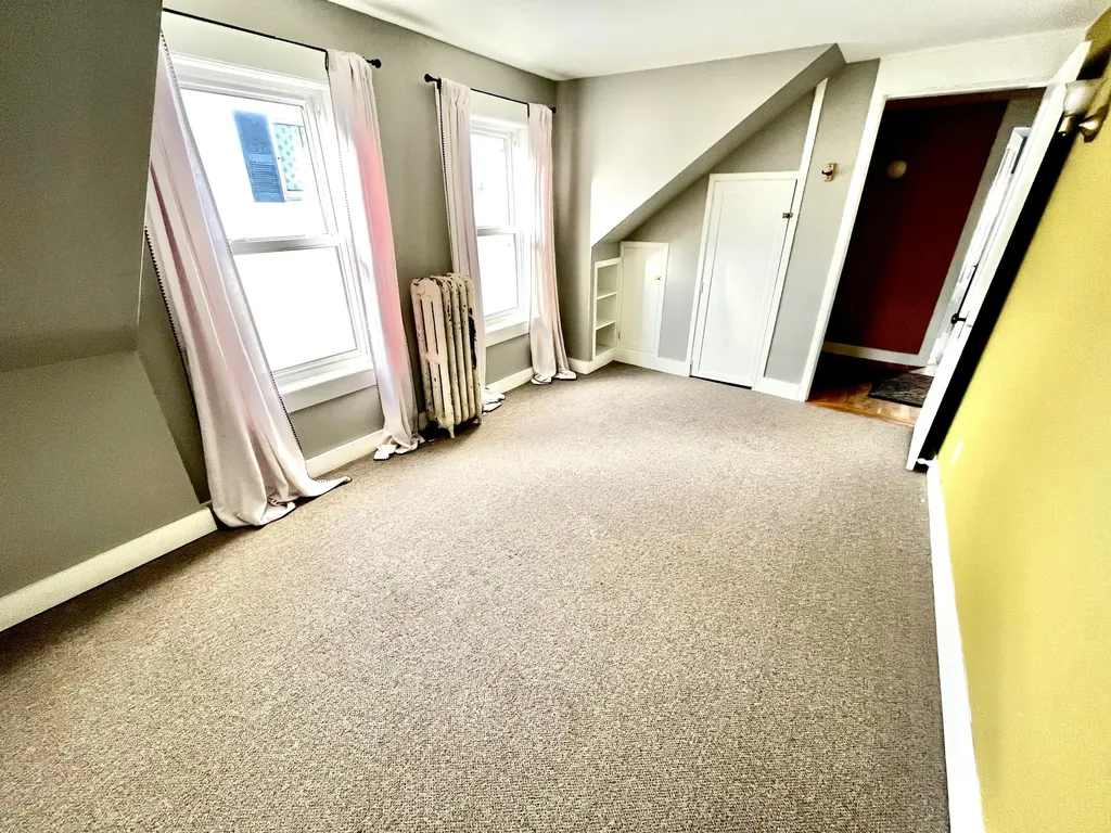 8 Key Street Eastport ME 04631