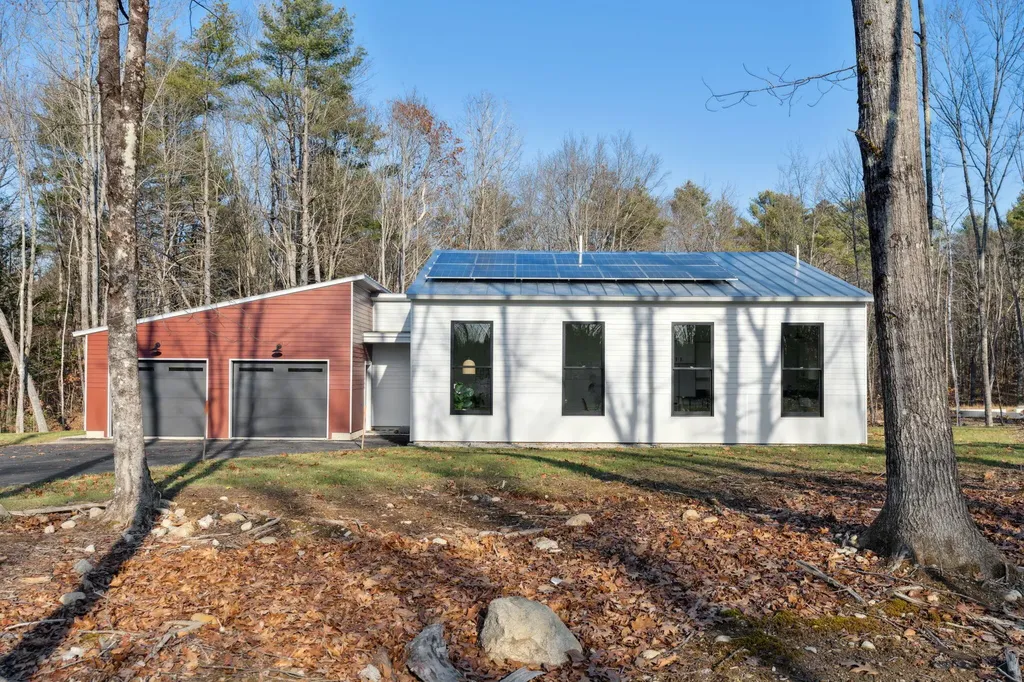 38 Mattie Lane Durham ME 04222