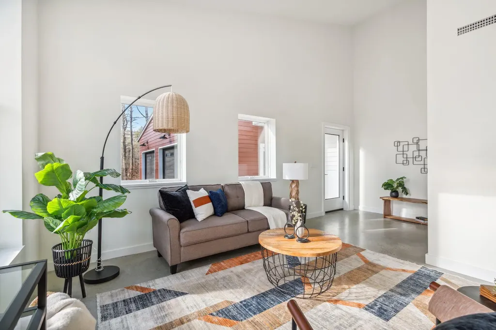 38 Mattie Lane Durham ME 04222