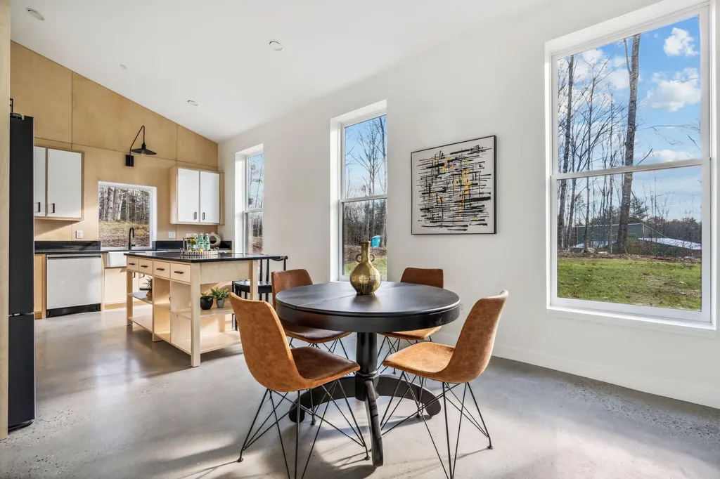 38 Mattie Lane Durham ME 04222
