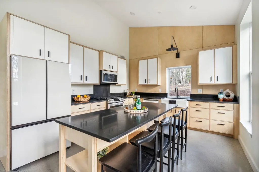 38 Mattie Lane Durham ME 04222