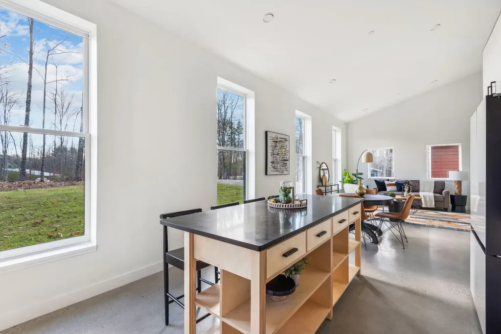 38 Mattie Lane Durham ME 04222